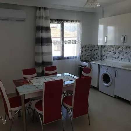 Kiralik Yazlik بيت للعطل مرمريس
